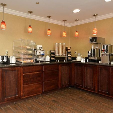 Red Roof Inn Далтън Екстериор снимка